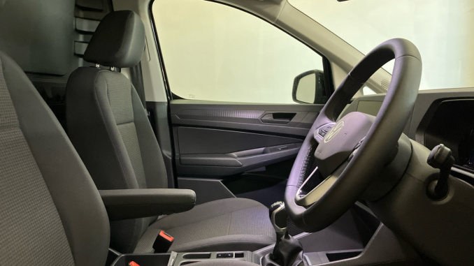 Volkswagen Caddy Cargo C20 Diesel 2.0 TDI 102 Commerce Plus Van [Assistance] - Image 15